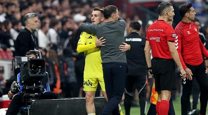 Tedesco'nun Büyüsü: Fenerbahçe'yi Yükselten 7 Başarı Sırrı!