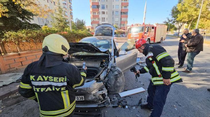 Tesla ile hız denerken aracı perte çıkardı 1 Tesla ile hız denerken aracı perte çıkardı