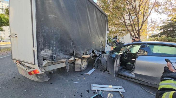 Tesla ile hız denerken aracı perte çıkardı