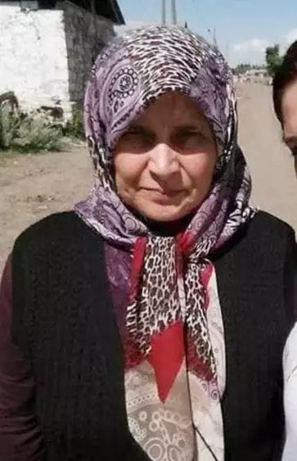 Trafik Kavgasında Eşini Yanlışlıkla Öldüren Adamın Mahkeme Korkunç Kararı! 1 Trafik Kavgasında Eşini Yanlışlıkla Öldüren Adamın Mahkeme Korkunç Kararı!