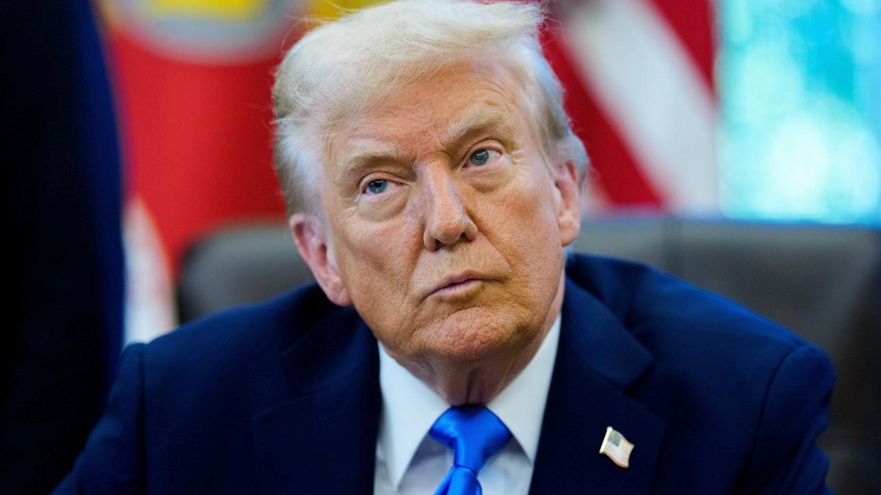 Trump, BBC’ye tazminat davası açacak