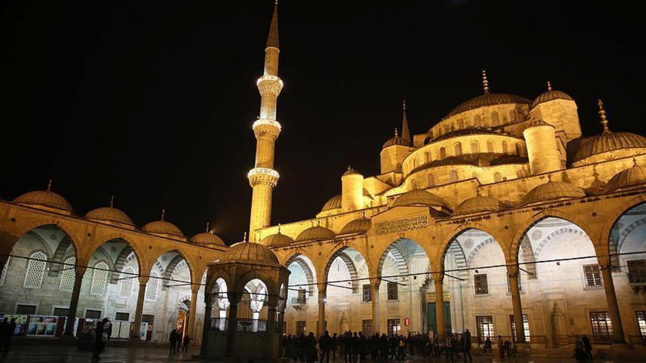 Üç aylar hangi tarihte başlıyor? Regaib Kandili ne zaman?