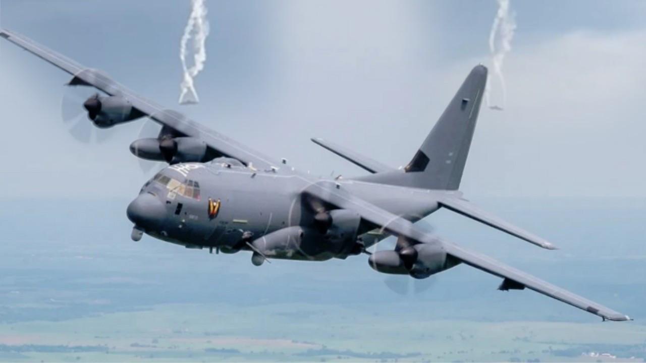 Uçak kazasının görgü tanığı konuştu: Paraşütle inen birini gördüm