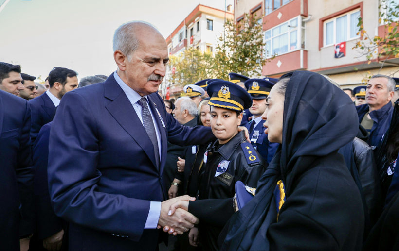 Uçak kazasının son şehidi de uğurlandı: Oğlu cenazeye babasının kıyafetiyle katıldı 1 Uçak kazasının son şehidi de uğurlandı: Oğlu cenazeye babasının kıyafetiyle katıldı