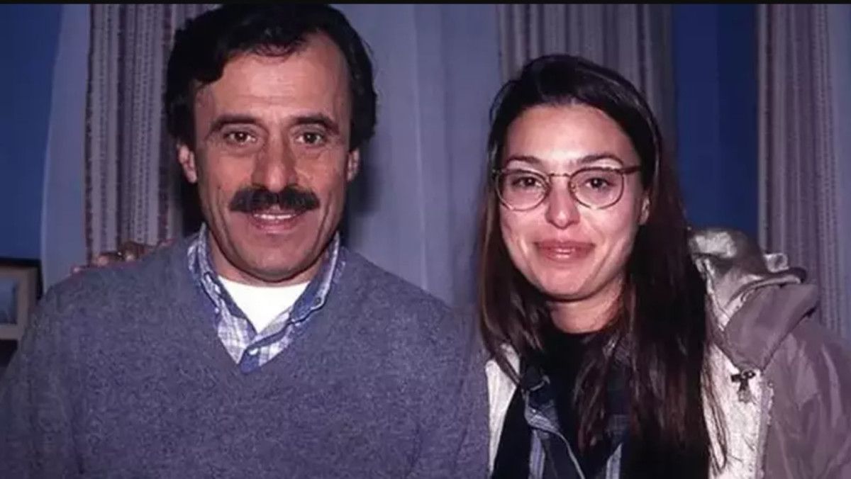 Usta Oyuncu Şevket Altuğ'un Dönüşü: Göz Kamaştıran Halinin Ardındaki Hikaye