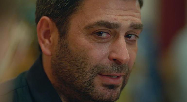 ‘Uzak şehir’ reytingleri, ‘Çek Tetiği’ müzik listelerini sallıyor 2 ‘Uzak şehir’ reytingleri, ‘Çek Tetiği’ müzik listelerini sallıyor