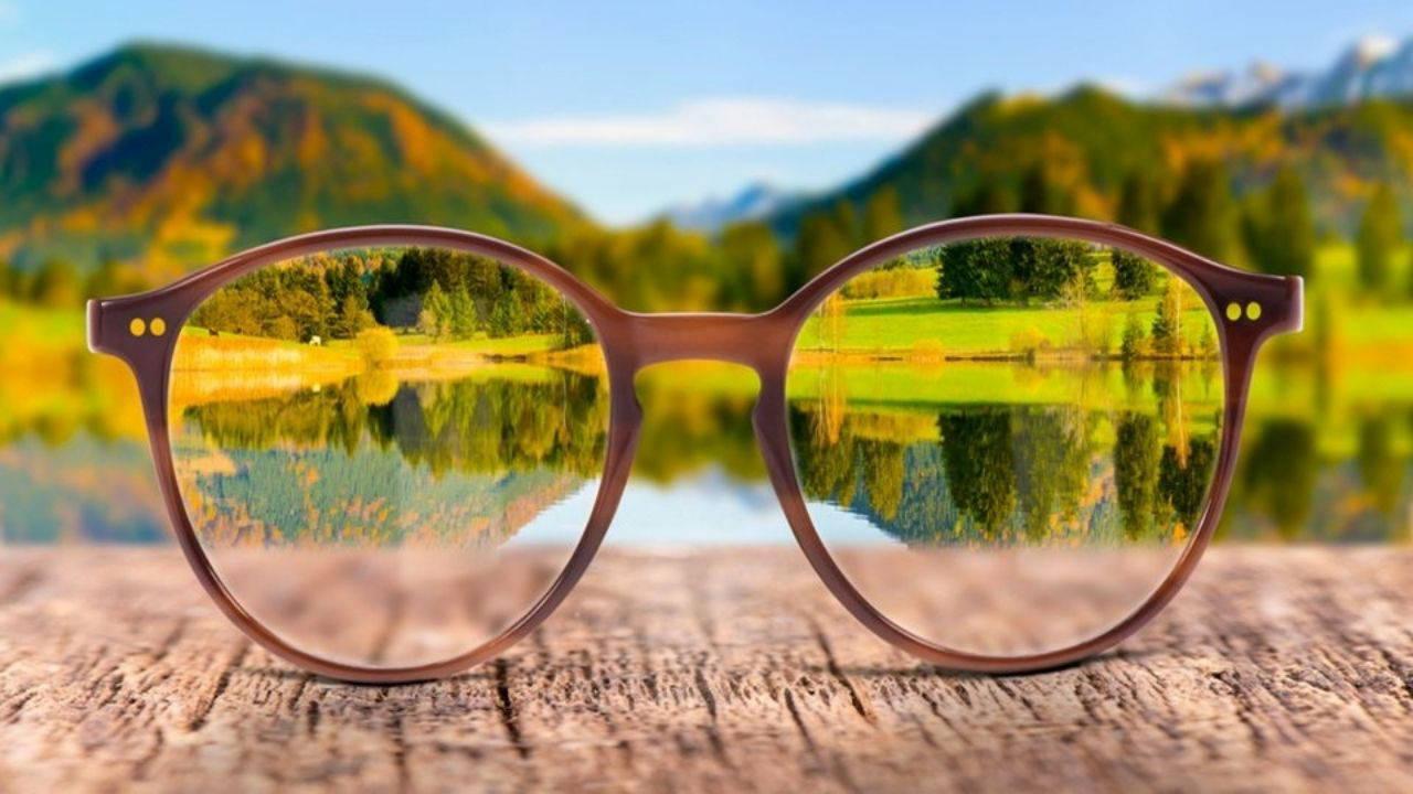 Uzmanından ikaz: 2050 yılında dünyanın yarısı gözlük kullanabilir