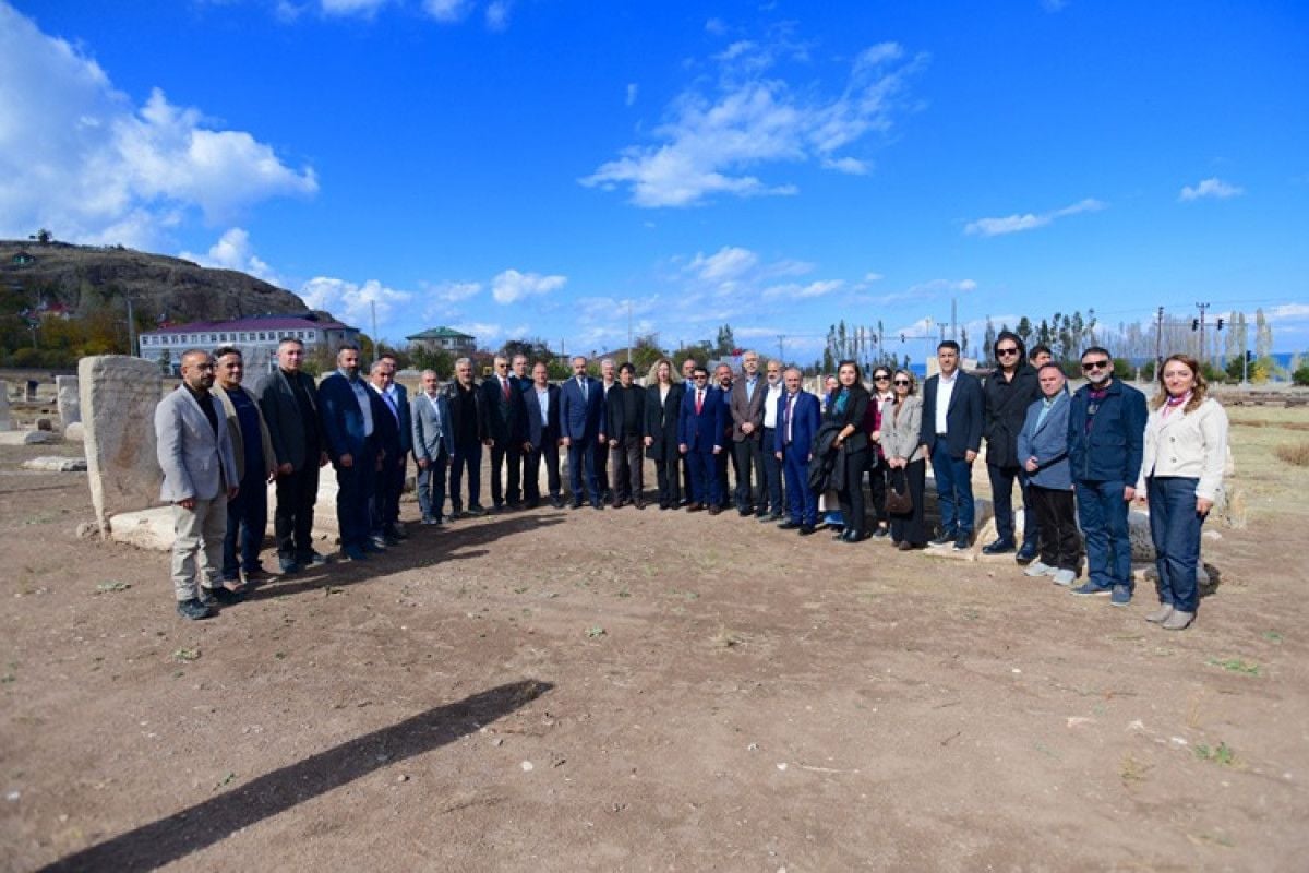 Vanda 700 Yıllık Selçuklu Mirası Yeniden Gün Yüzüne Çıkıyor