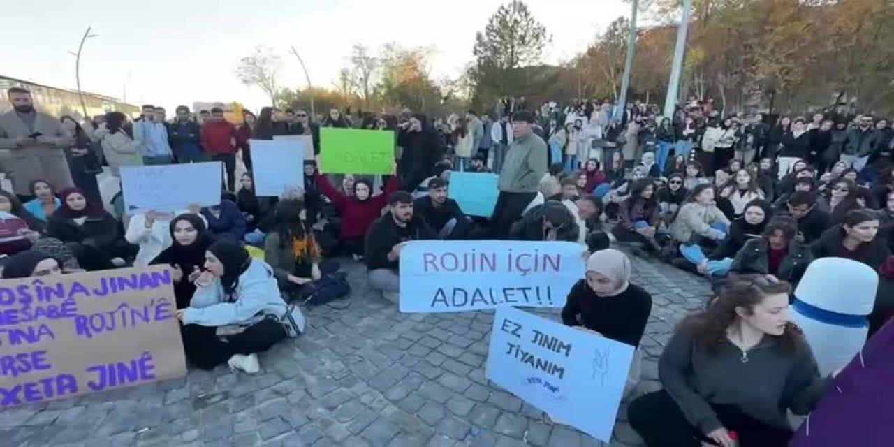 Vanda Öğrencilerin Rojin Eylemine Müdahale: Seslerini Duyurmak İçin Bir Araya Geldiler!