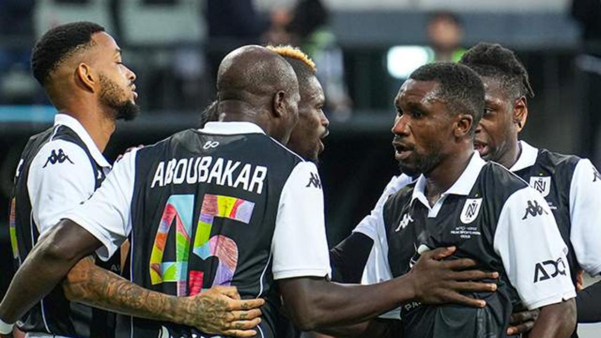 Vincent Aboubakar, Azerbaycan’da Gollerine Devam Ediyor: Futbolun Yıldızı Sahalarda