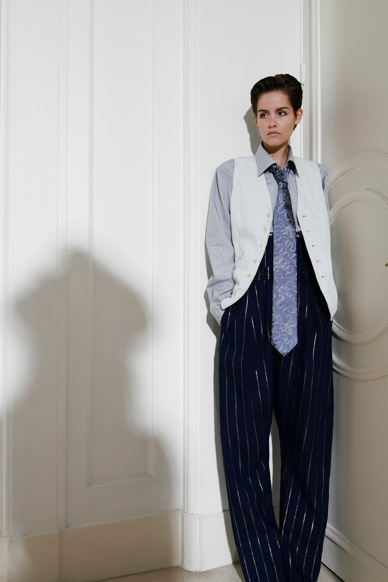 Vivienne Westwood'un İlkbahar/Yaz 2026 Kareleri Yayınlandı 3 Vivienne Westwood'un İlkbahar/Yaz 2026 Kareleri Yayınlandı