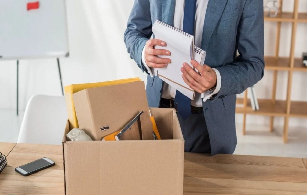 Yapay Zeka Fenomeni: Dev Şirketler Onbinlerce Çalışanını İşten Çıkarmaya Başladı