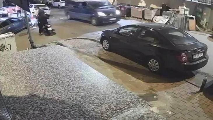 Yer: Şişli! Trafik kavgasında minibüsteki 2 kişiyi bıçakladı