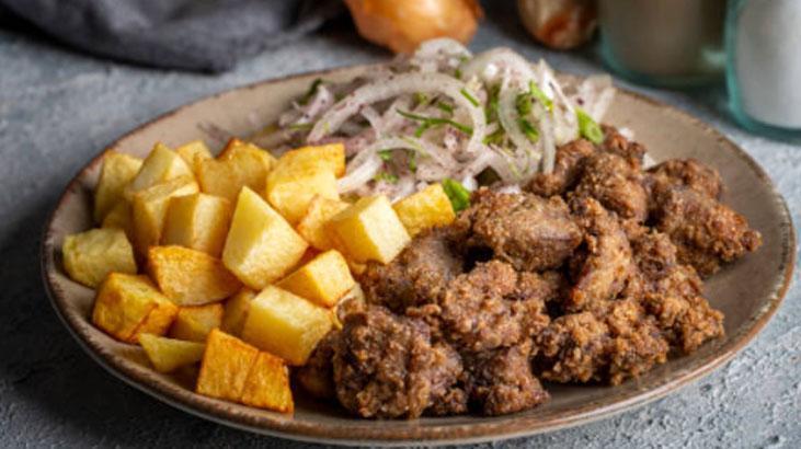 Yumuşacık Arnavut ciğerinin sırrı: Bu malzemede bekletin! Dışı çıtır nefis lezzet 3 Yumuşacık Arnavut ciğerinin sırrı: Bu malzemede bekletin! Dışı çıtır nefis lezzet