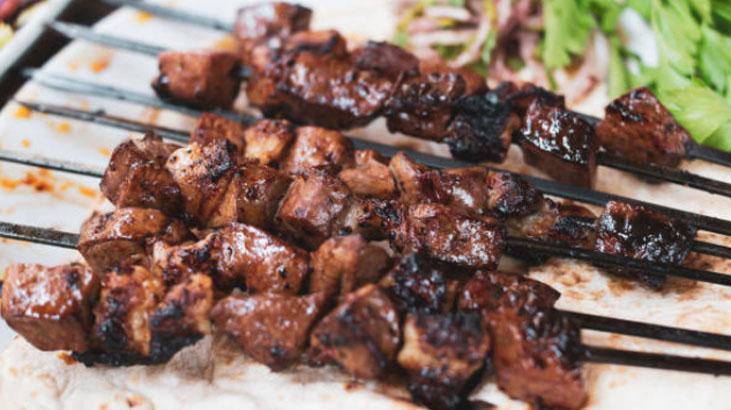 Yumuşacık Arnavut ciğerinin sırrı: Bu malzemede bekletin! Dışı çıtır nefis lezzet 6 Yumuşacık Arnavut ciğerinin sırrı: Bu malzemede bekletin! Dışı çıtır nefis lezzet