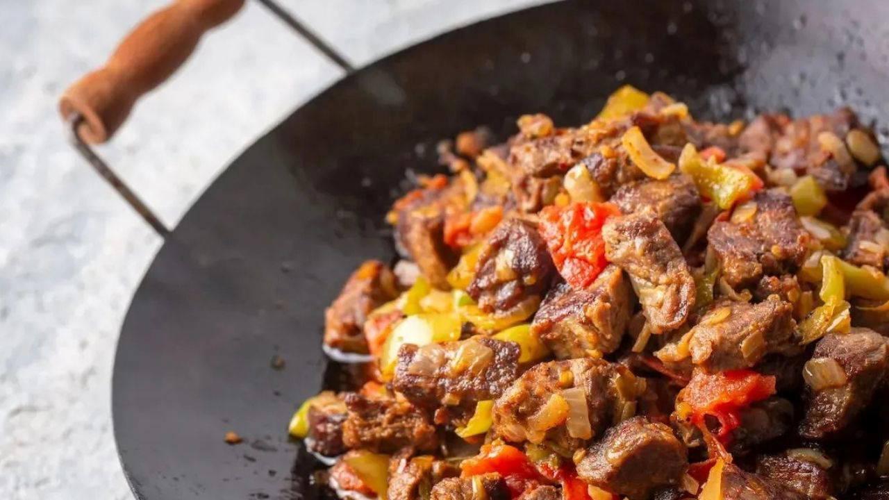 Yumuşacık et, nefis aroma: En kolay saç kavurma tanımı