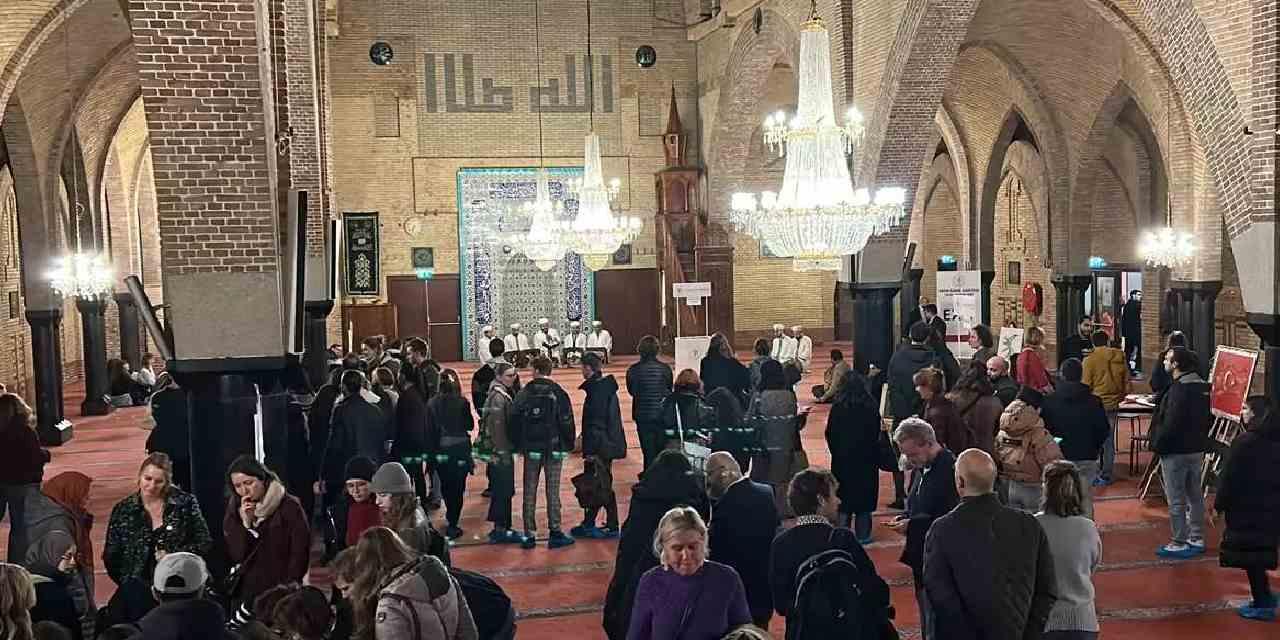 Ziyaretçi Akını: Binin Üzerinde Misafiri Ağırlayan Etkinlik Hakkında