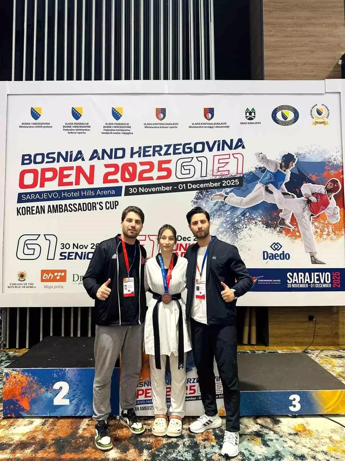 Ayşe Kavlak, Bosna Hersek’teki Taekwondo Turnuvasında Üçüncülük Elde Etti