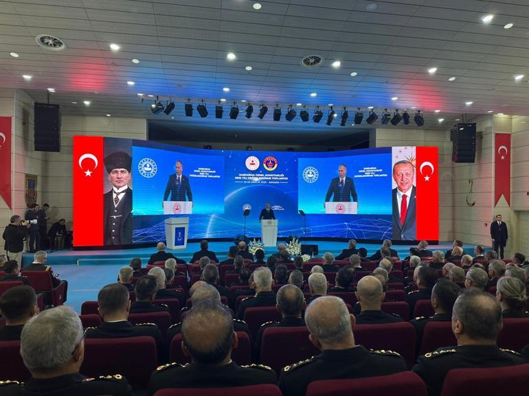 Bakan Yerlikaya: 2025'te 103 terör örgütü mensubu ikna yoluyla teslim oldu 1 Bakan Yerlikaya: 2025'te 103 terör örgütü mensubu ikna yoluyla teslim oldu