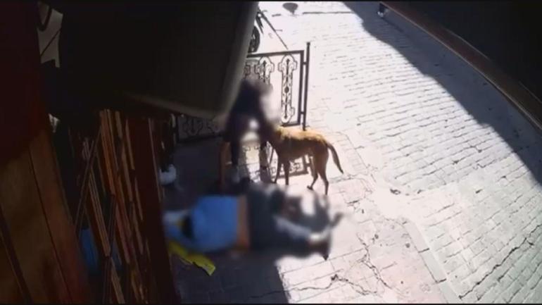 İnsanlık dışı görüntüler! Beyoğlu'nda nöbet geçiren epilepsi hastasını soydular