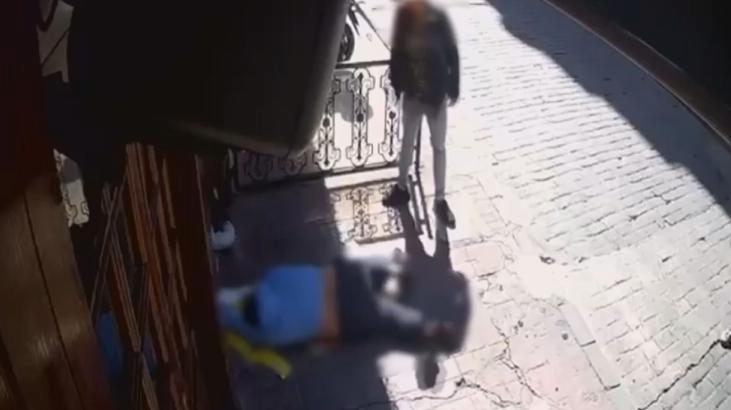 İnsanlık dışı görüntüler! Beyoğlu’nda nöbet geçiren epilepsi hastasını soydular