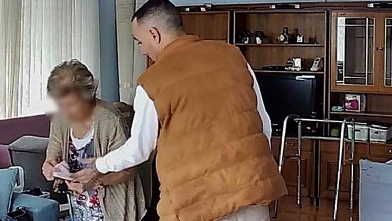 İzmir’de ‘manda yoğurdu’ dolandırıcılığı! Yaşlı kadınların evine girip böyle tırnakçılık yapıyor