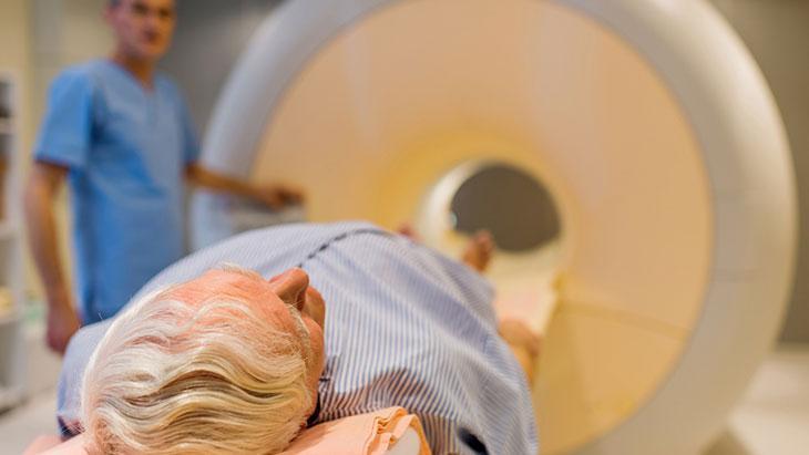 Prostat kanseri sinsi ilerliyor! 50 yaş üstü her erkek bu testi yaptırmalı