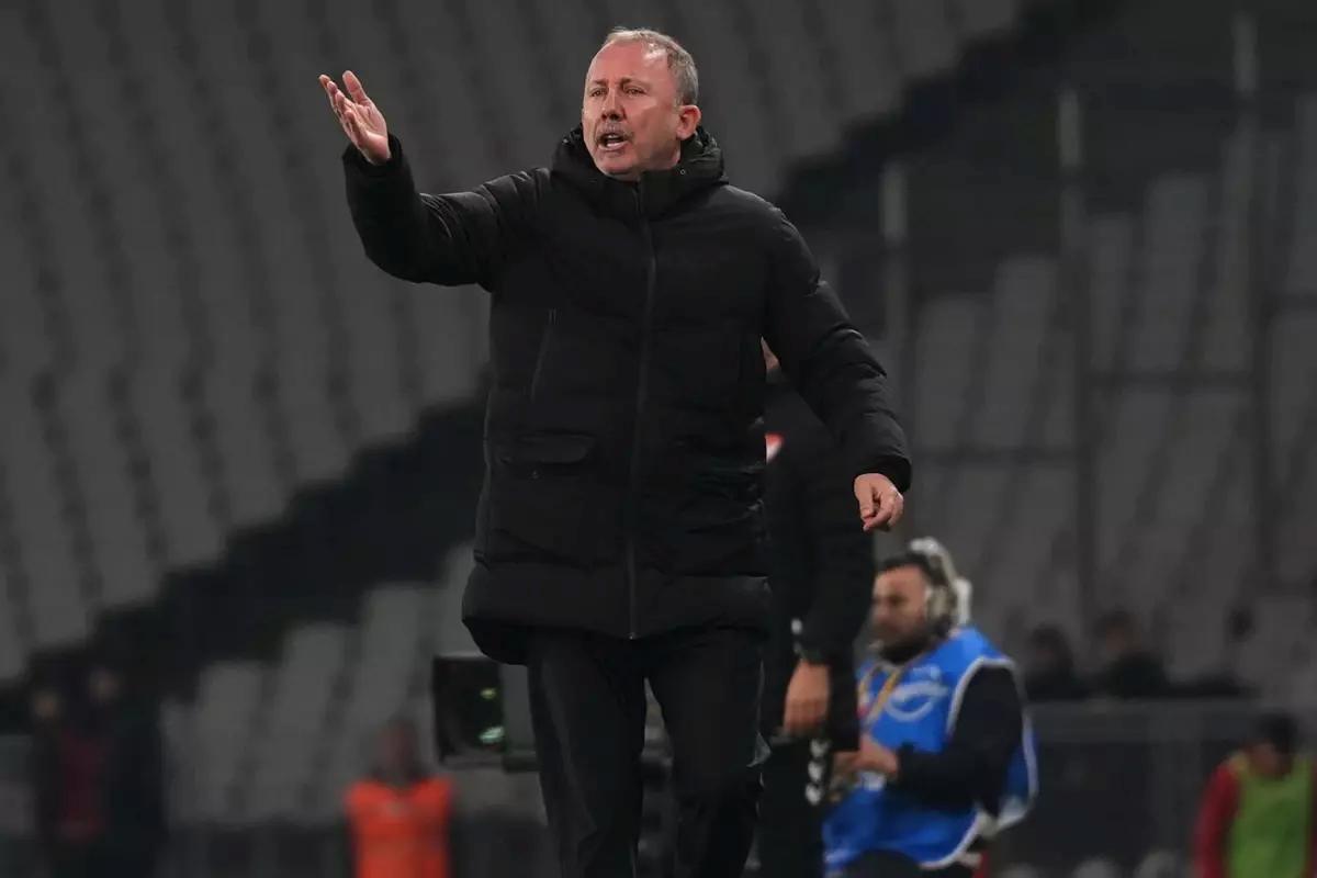 Sergen Yalçın’dan istifa davetlerine olay yanıt