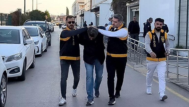 Sosyal medya fenomeni, 2 cinayetin zanlısı çıktı! 7 kitaplı katil, sahte kimlikle konferanslar verdi 3 Sosyal medya fenomeni, 2 cinayetin zanlısı çıktı! 7 kitaplı katil, sahte kimlikle konferanslar verdi