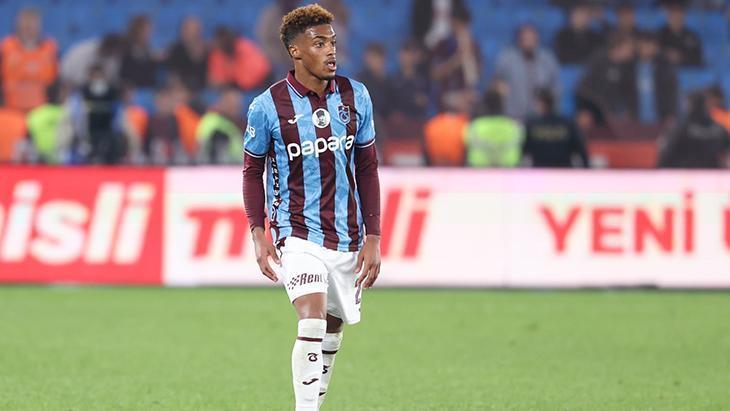 Trabzonspor’da formunu yükselten Pina’ya taraftarlardan övgü!