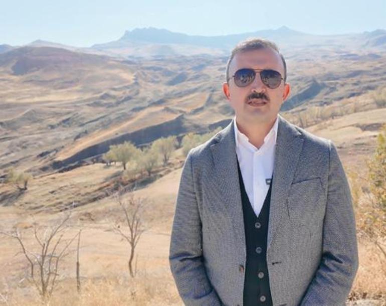 Yüzbaşı uçaktan keşfetti! Her gelen bir parçasını götürüyor: Dışarı çıkarılması derhal durdurulmalı